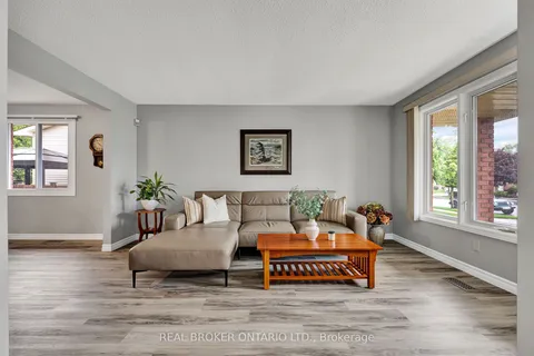 483 Northlake Drive, ON N2V 2A4