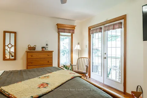 28 Burritt Street, ON N5A 4W7