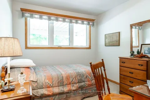 28 Burritt Street, ON N5A 4W7