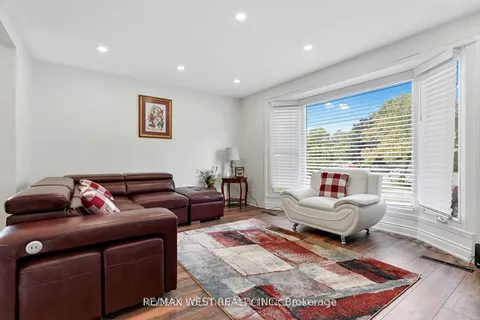 6260 Ellsworth Place, ON L2G 4S7