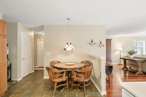 15 PINERIDGE GATE N/A, ON P1P 1Y4