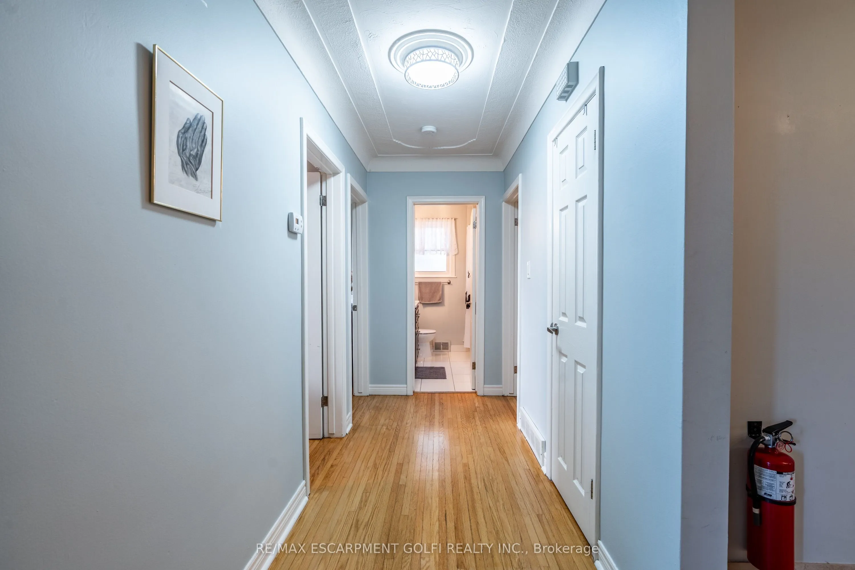 7126 Roger Crescent, ON L2G 3A7