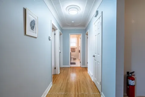 7126 Roger Crescent, ON L2G 3A7