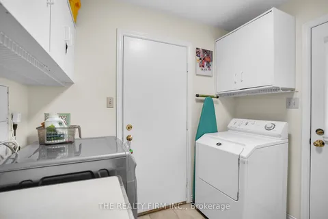 78 Colonial Crescent, ON N6H 4X4