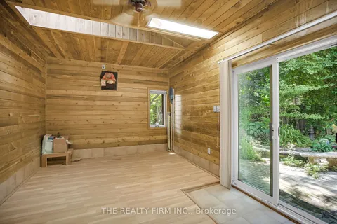 78 Colonial Crescent, ON N6H 4X4