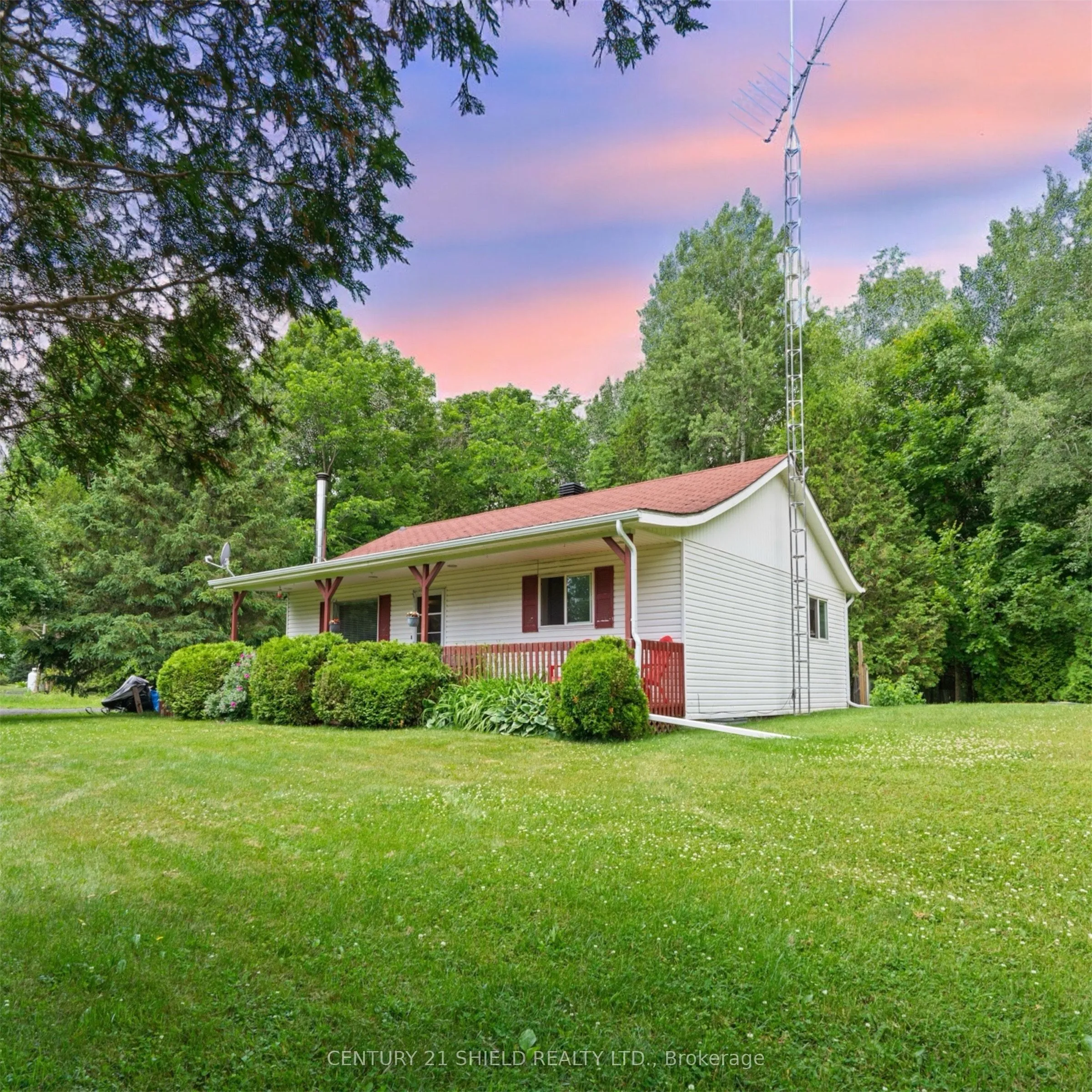 3842 Lakeside Drive, ON K0C 1Z0