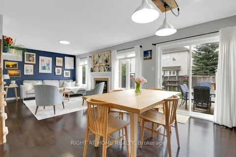 414 Vendevale Avenue, ON K2S 0M6