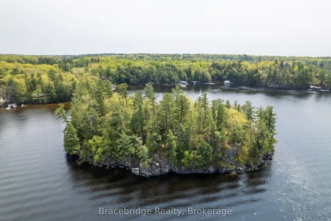 1032 Evergreen Crescent, ON P1P 1R1