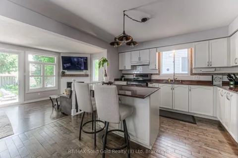 194 Auburn Drive, ON N2K 3T2