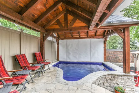 189 College Avenue, ON N6A 1X9