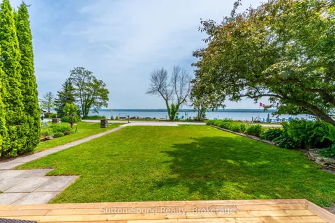 168 Old Beach Drive, ON N4K 5N4