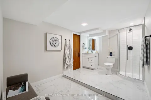 21 Brookdale Avenue, ON L2T 2T4
