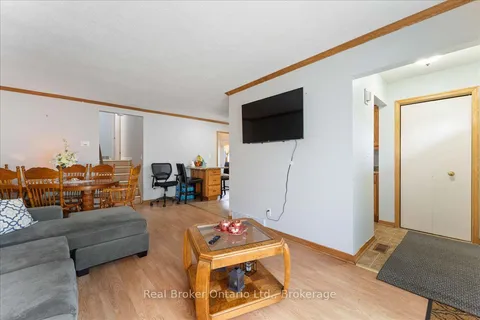 30 Rainbow Court, ON L3C 6R4