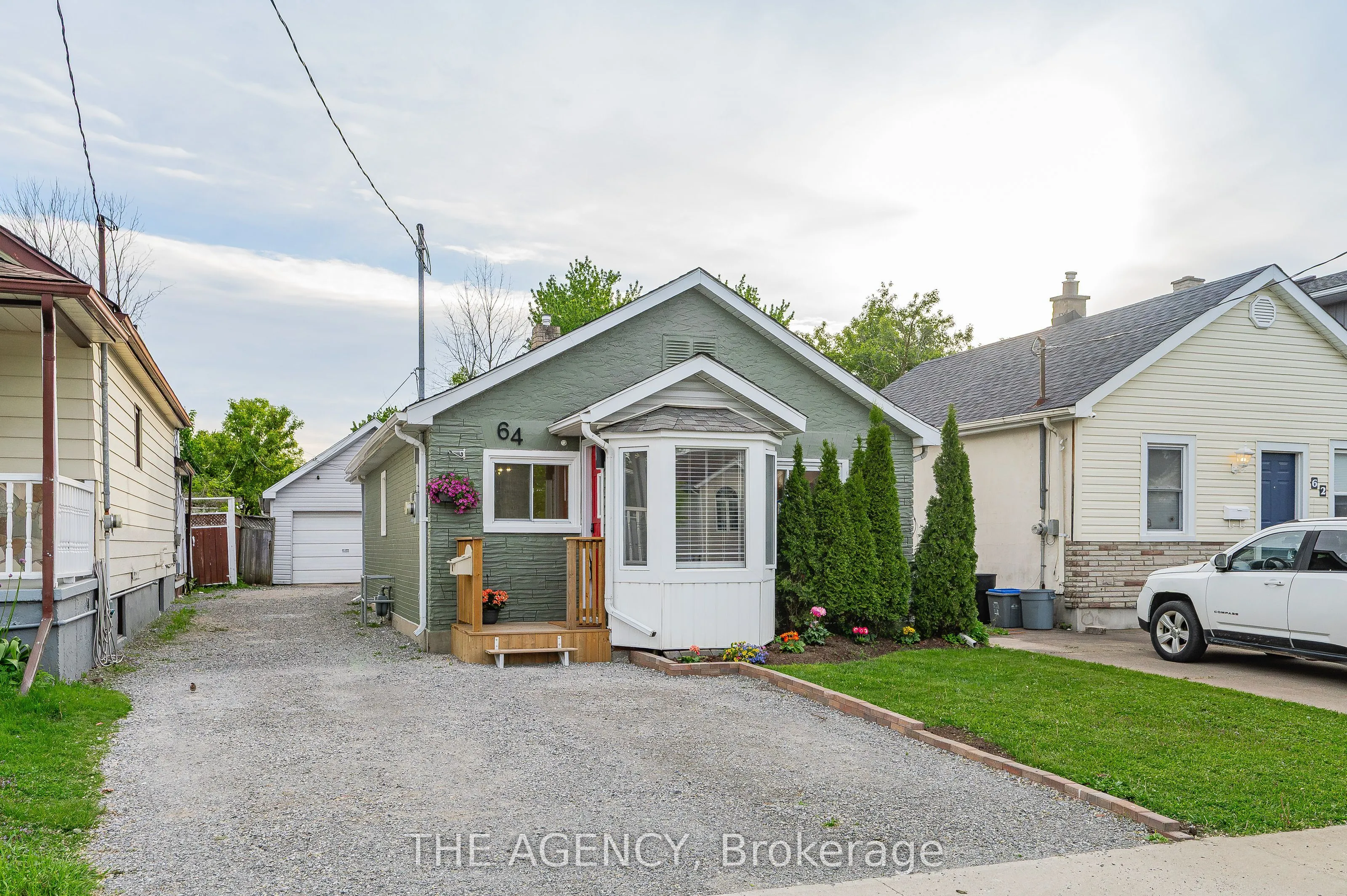 64 Churchill Street, ON L2S 2P5