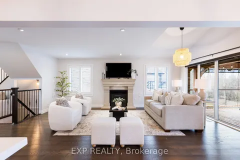 2180 YELLOWBIRCH Place, ON N6G 5C1