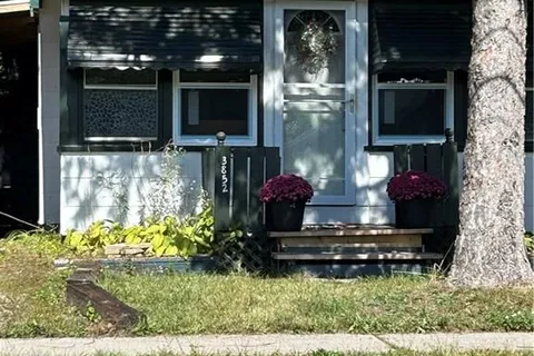 3852 Roxborough Avenue, ON L0S 1B0