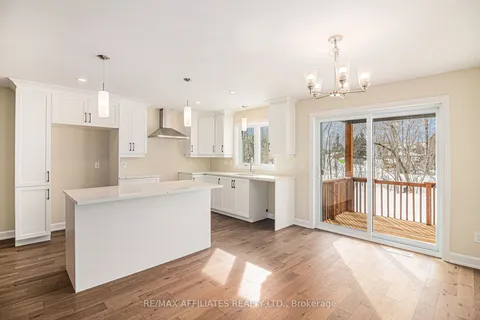 355 VOYAGEUR Place, ON K0A 1W0