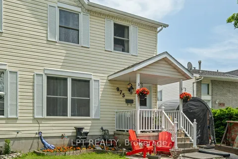 975 Warburton Crescent, ON K7M 8L1