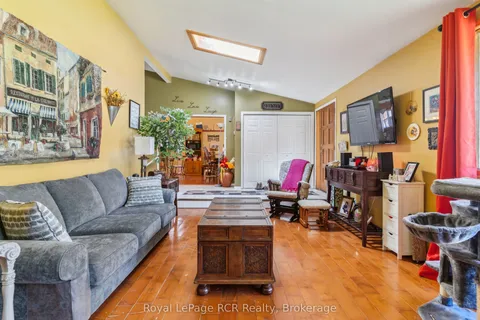 2520 5th Avenue, ON N4K 5C8