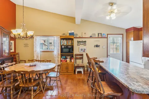 2520 5th Avenue, ON N4K 5C8