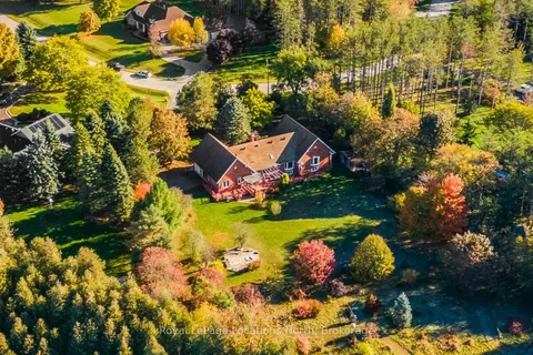 25 Pine Ridge Road, ON N0B 1T0
