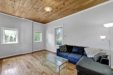 318 Simcoe Street, ON N4S 1J3