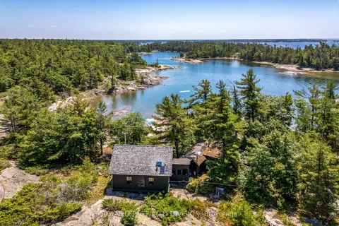 2 IS 4170 Island, ON P2A 0B7
