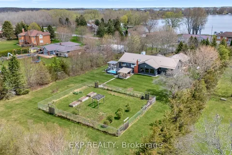 135 Hiscock Shores Road, ON K0K 1L0