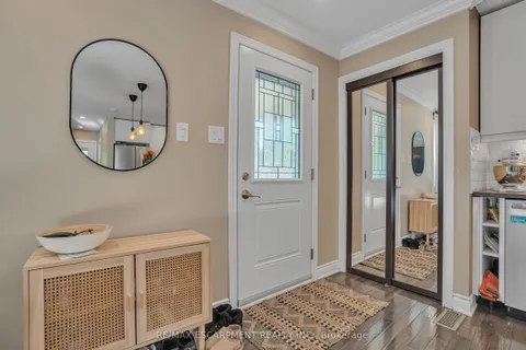 38 Eastvale Place, ON L8H 1P1