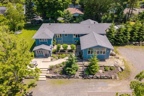 9 Addie Street, ON P2A 2J9