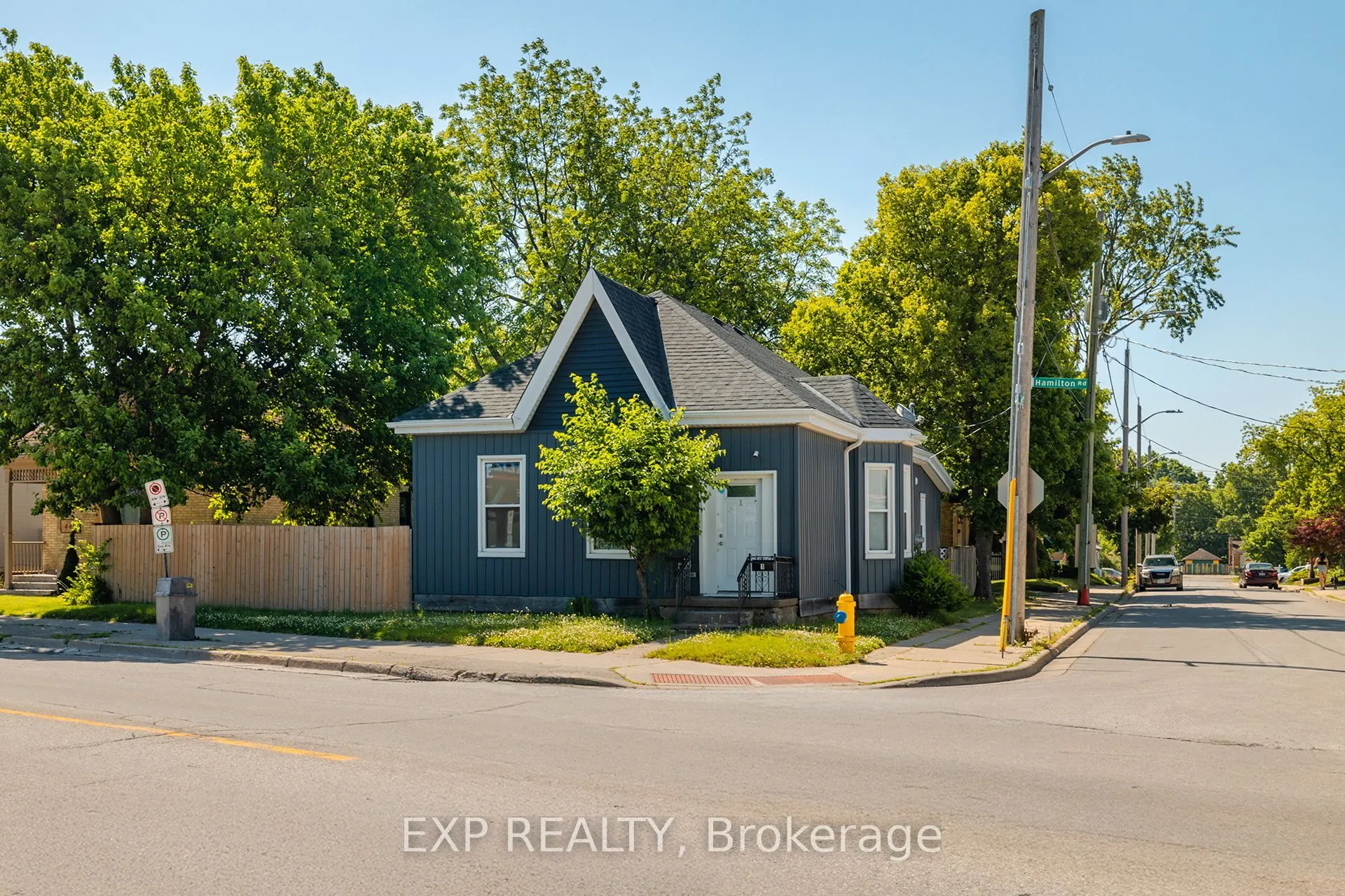 445 Hamilton Road, ON N5Z 1S2