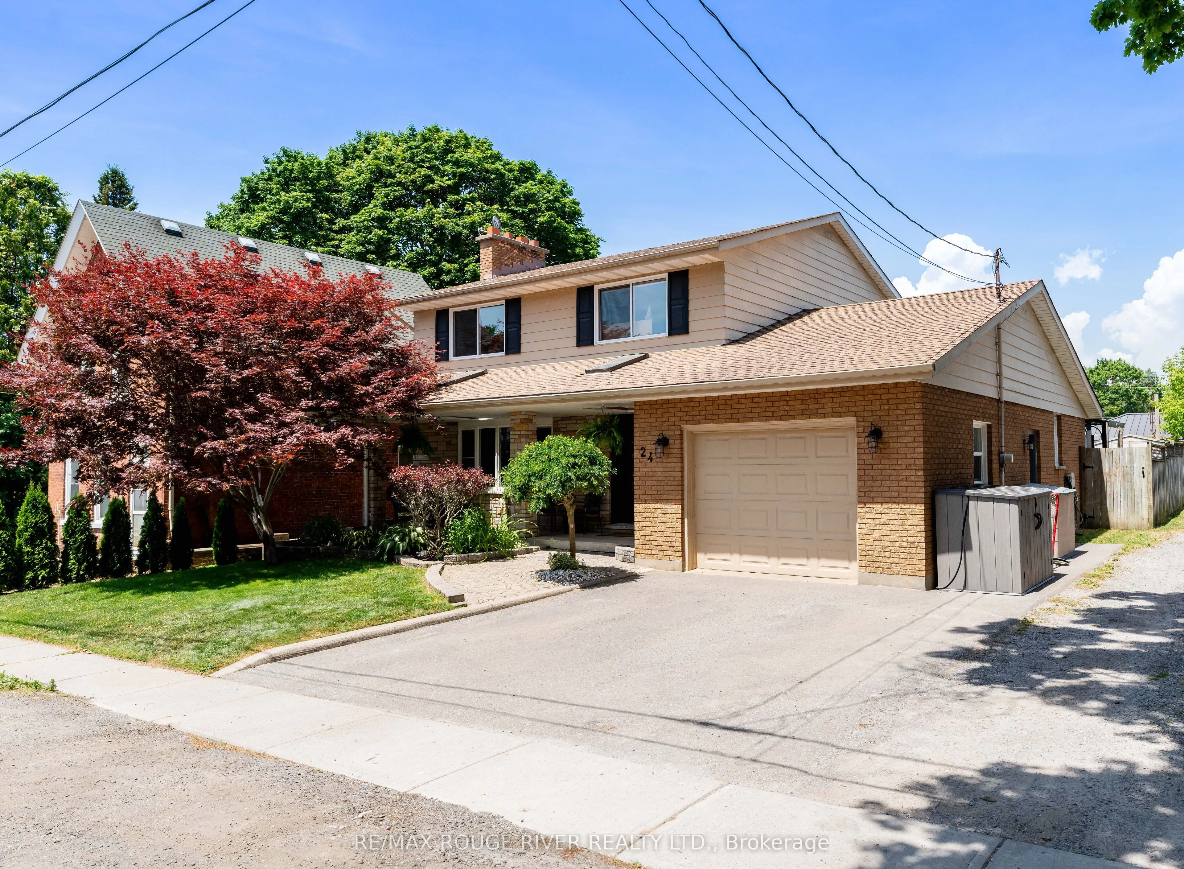 24 Durham Street, ON L1A 1G7