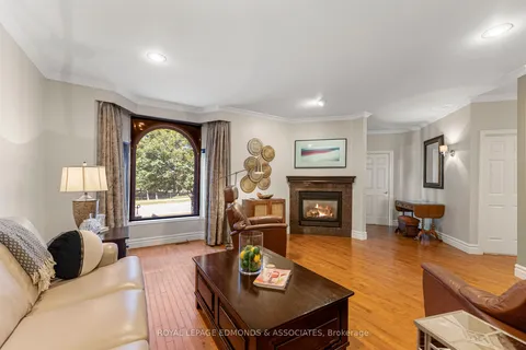 619 Cecelia Street, ON K8A 1T6