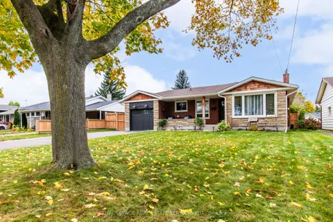 49 Royal Manor Drive, ON L2M 4L2