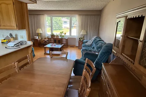 865 Norman Avenue, ON P1B 8C6
