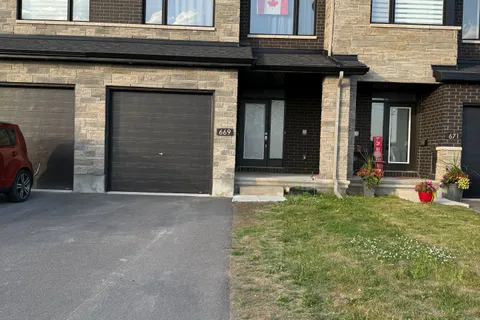 669 Cordelette Circle, ON K1W 0P2