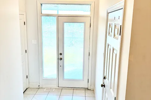 669 Cordelette Circle, ON K1W 0P2