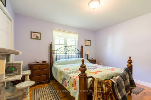 27 Bursthall Street, ON K0K 2M0