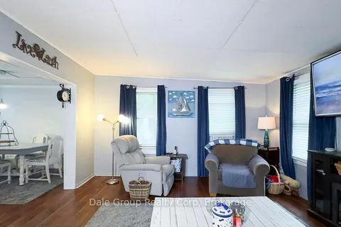 2 Sutton Drive, ON N7A 3Y3