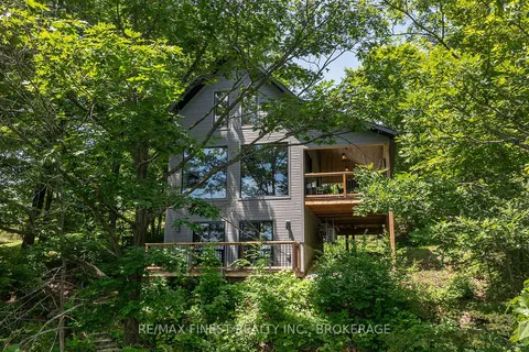 1005 MacDonald Lane, ON K0H 2L0