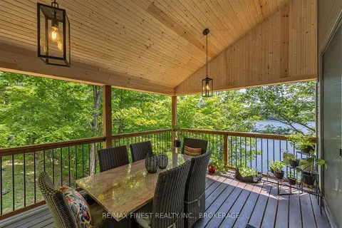 1005 MacDonald Lane, ON K0H 2L0