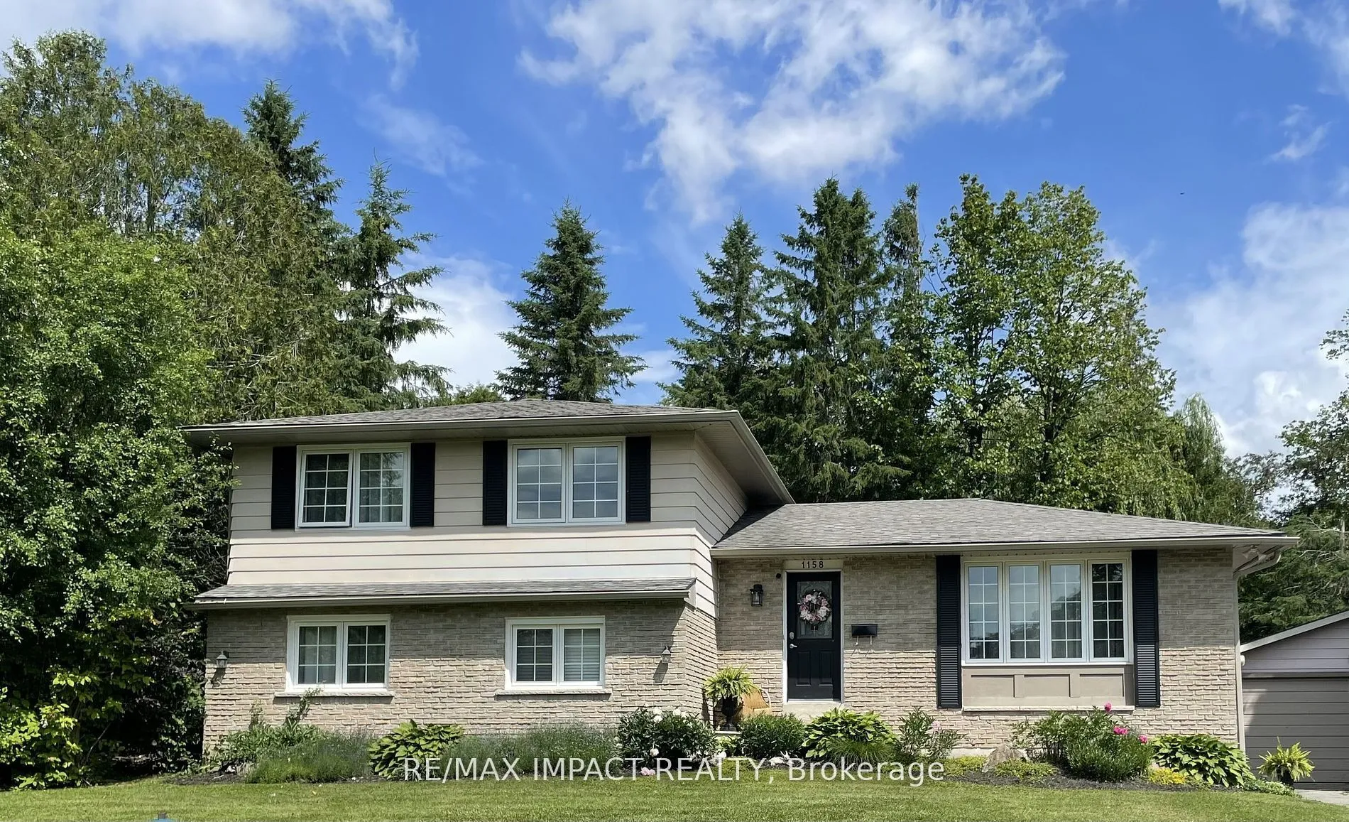 1158 Weller Street, ON K9J 7M8