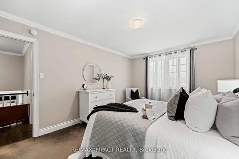 1158 Weller Street, ON K9J 7M8