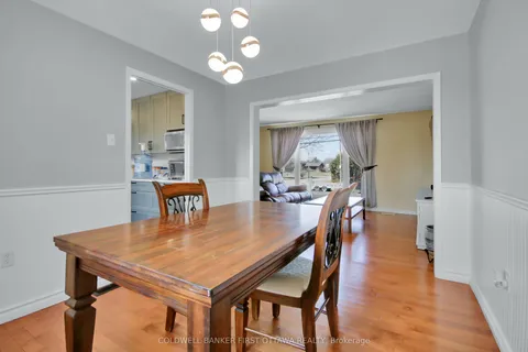7020 Parkway Road, ON K4P 1A7