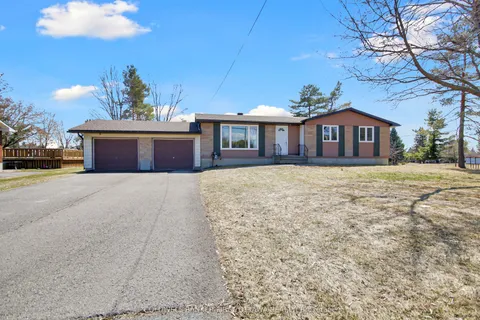 7020 Parkway Road, ON K4P 1A7