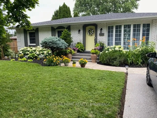 98 Windward Street, ON L2M 4C3