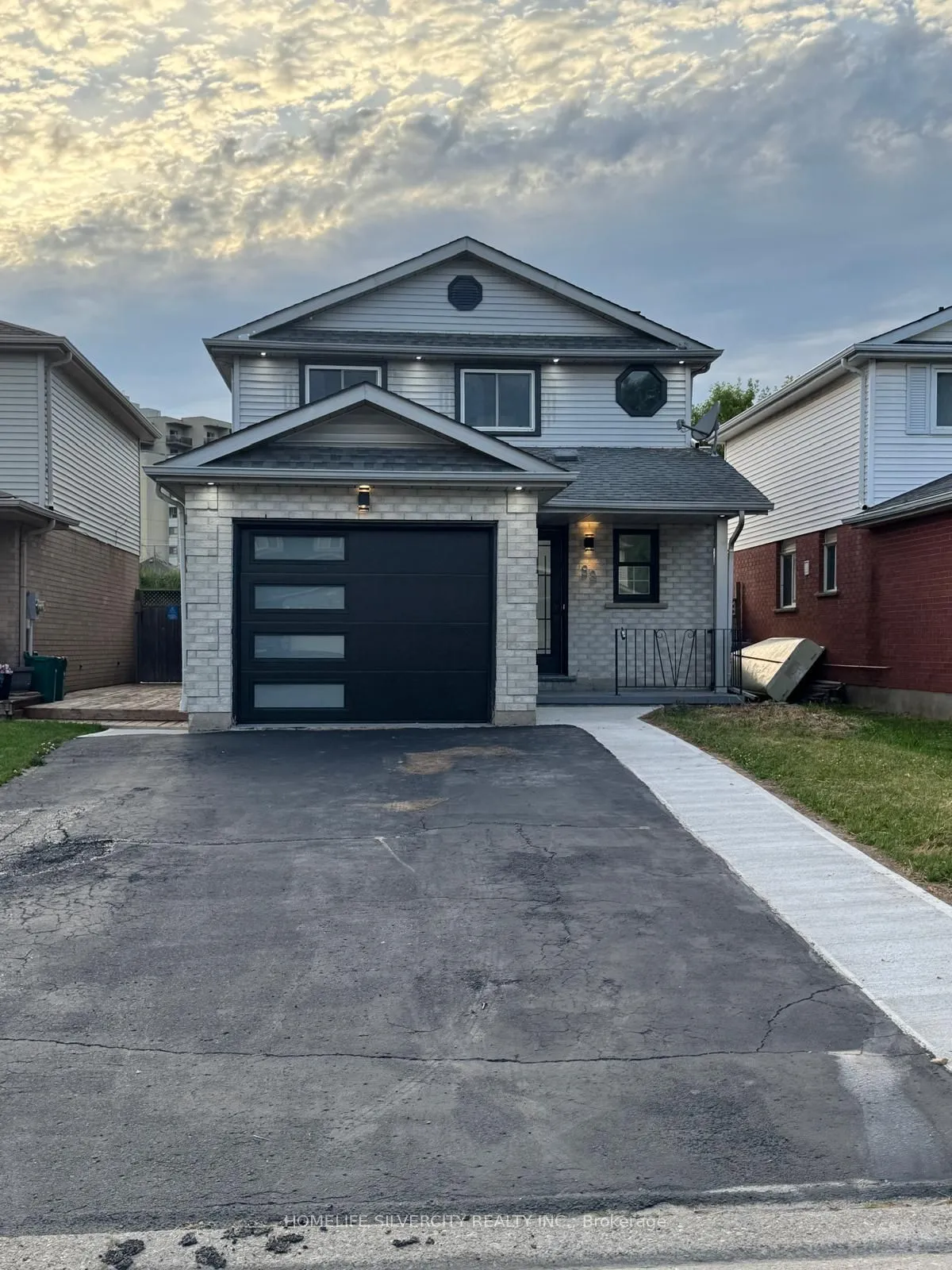 98 Steeles Crescent, ON N1R 8C3