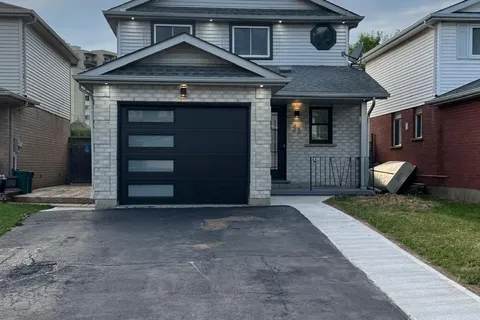 98 Steeles Crescent, ON N1R 8C3