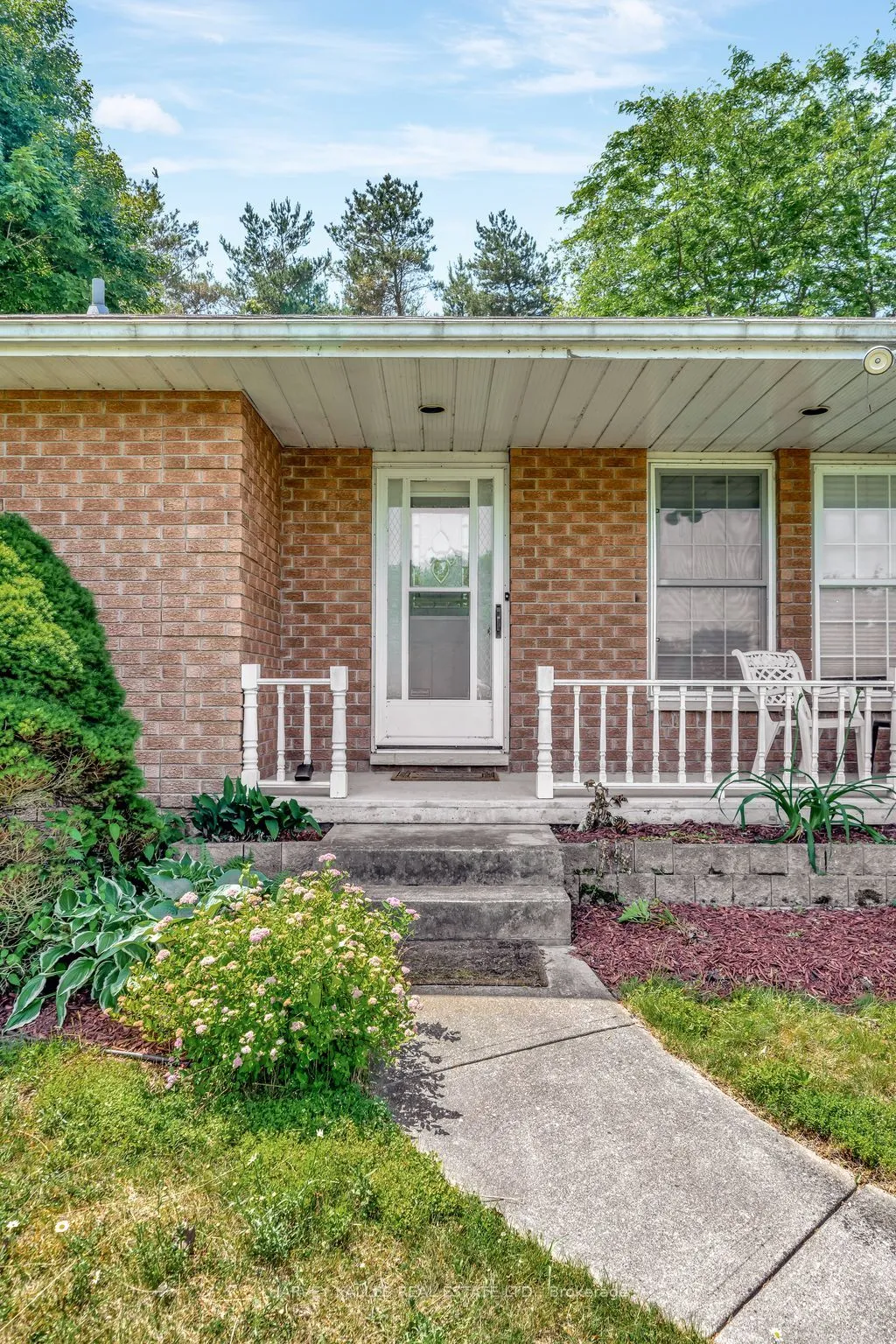 43 Hanthorn Street, ON K0K 1L0