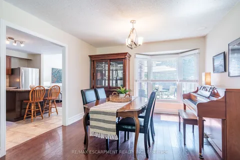 12 Bloomsbury Court, ON L9G 4L6
